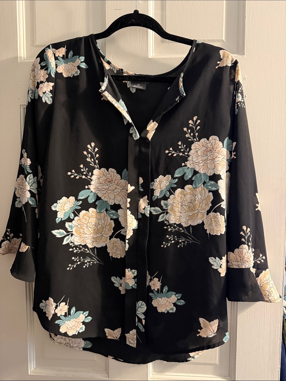 Van Heusen Floral Button-Front Women’s Blouse - Black with Cream & Teal Flowers